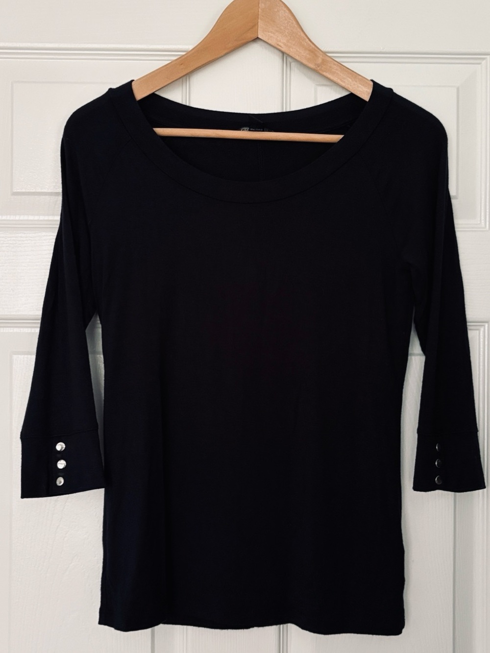 Banana Republic Navy Scoop Neck with Silver Button Cuffs - Size PS